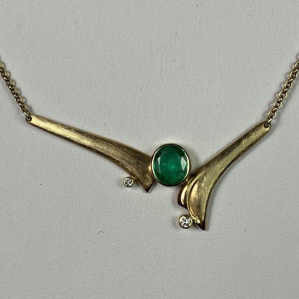 Halskette mit Smaragd
