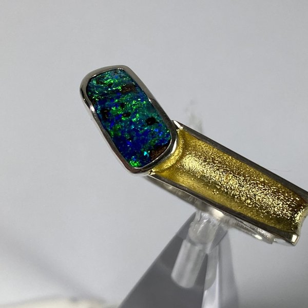 Ring mit Boulder Opal